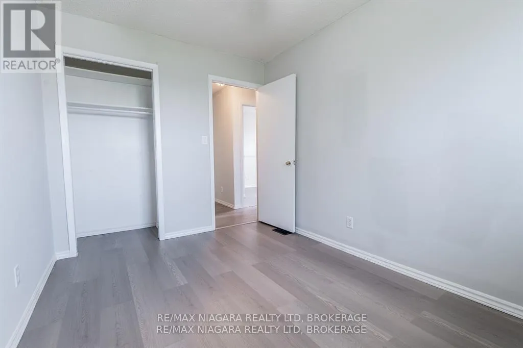 49 AUTUMN PLACE