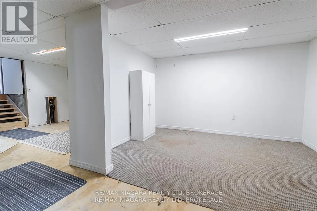 49 AUTUMN PLACE