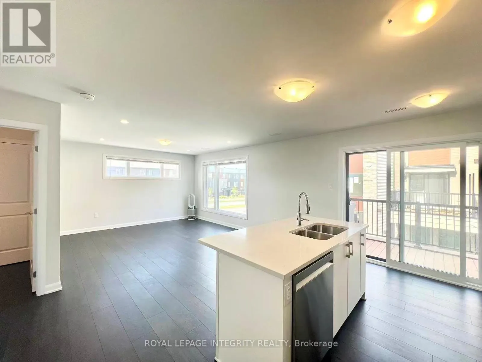 713 ARCADIAN PRIVATE