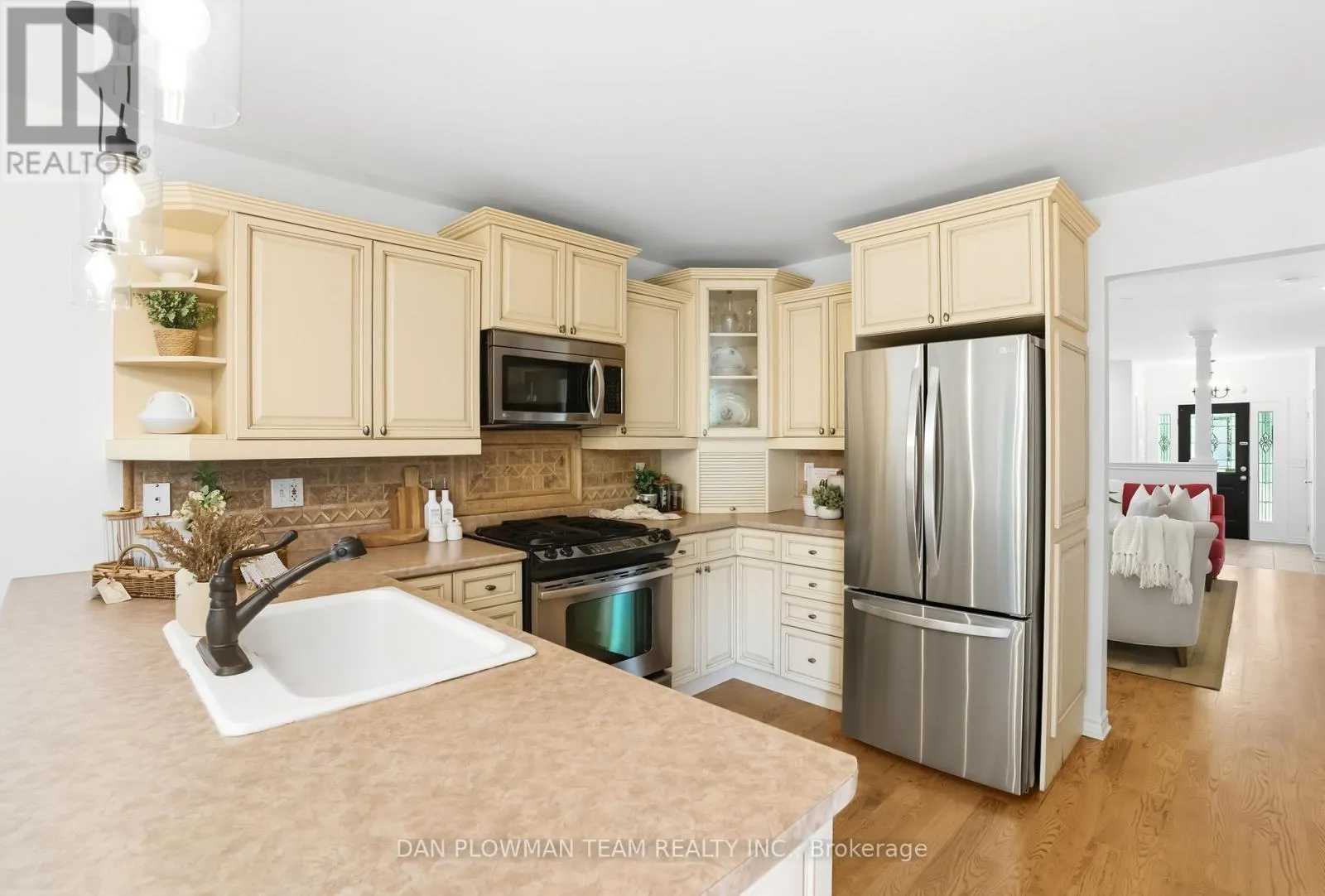 219 RUTTAN TERRACE