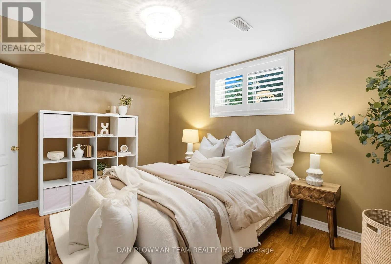 219 RUTTAN TERRACE