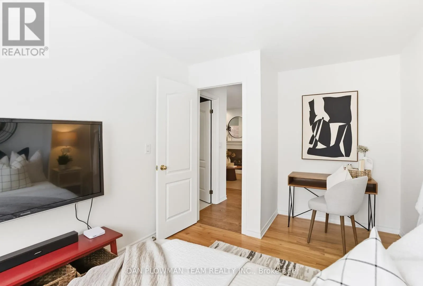 219 RUTTAN TERRACE