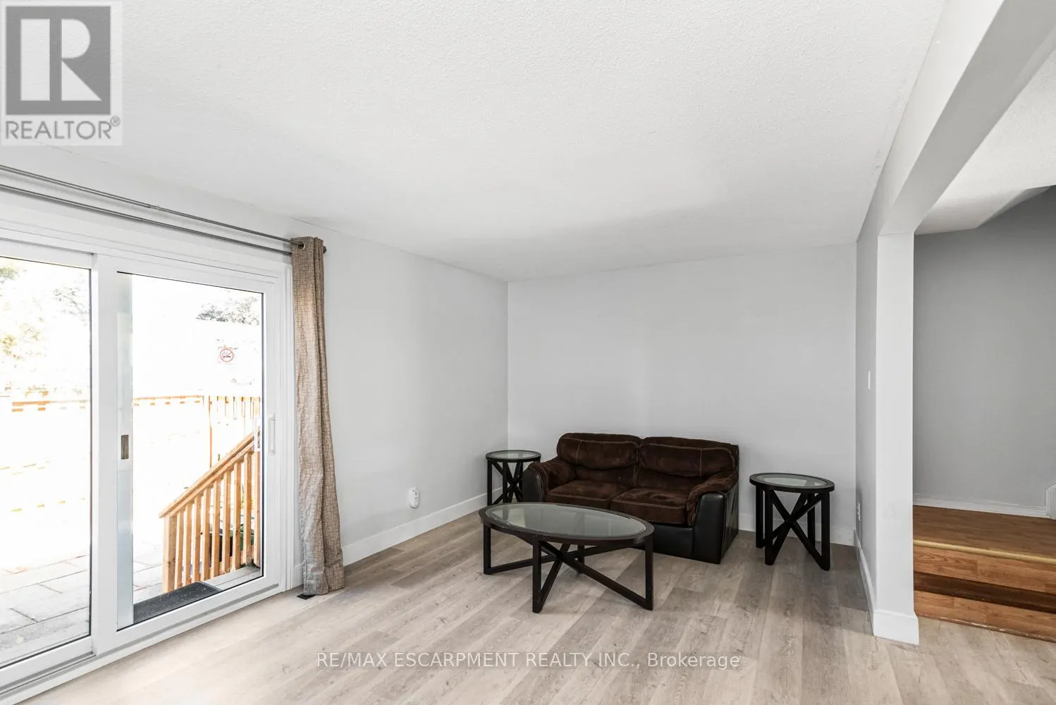 F - 25 BRYNA AVENUE
