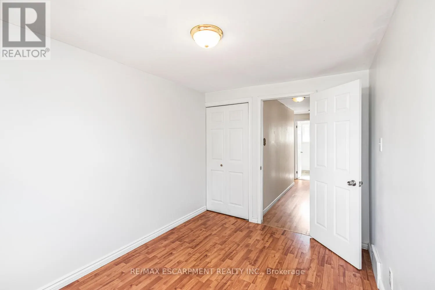 F - 25 BRYNA AVENUE