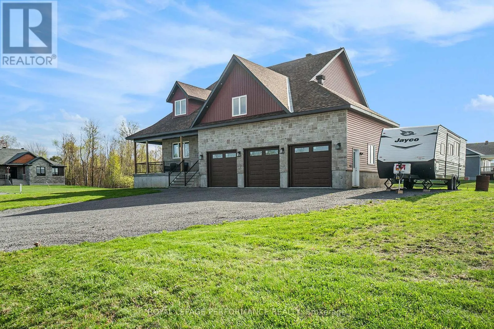209 DES VIOLETTES STREET