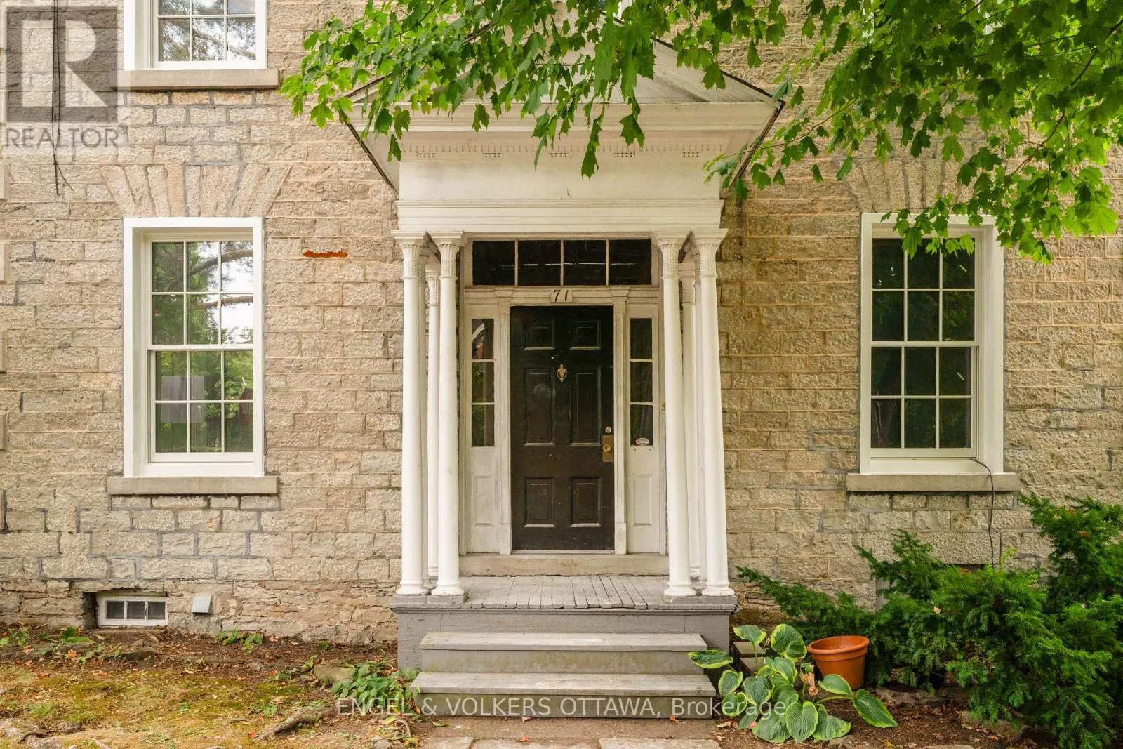 71 THOMAS STREET