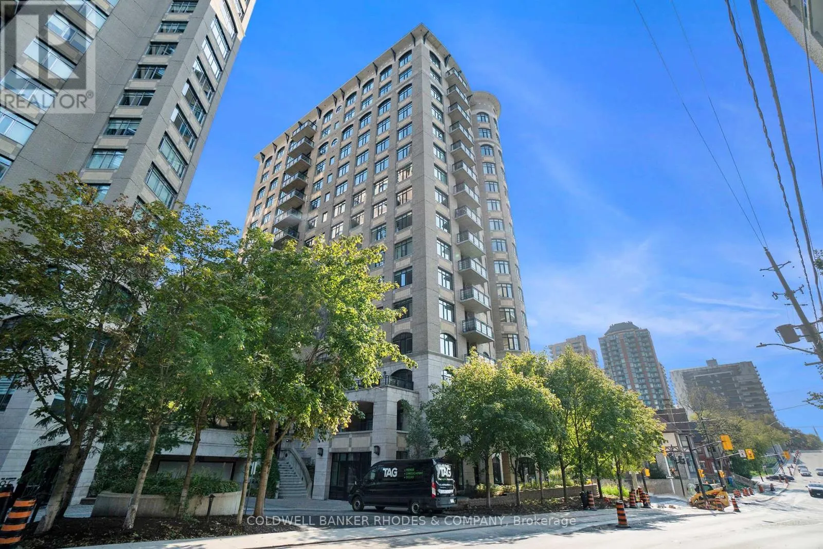 401 - 95 BRONSON AVENUE