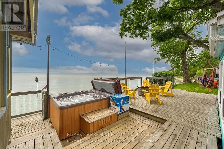 2090 LAKESHORE ROAD
