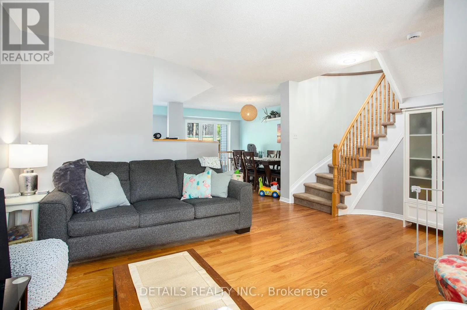 141 DUNTROON CIRCLE