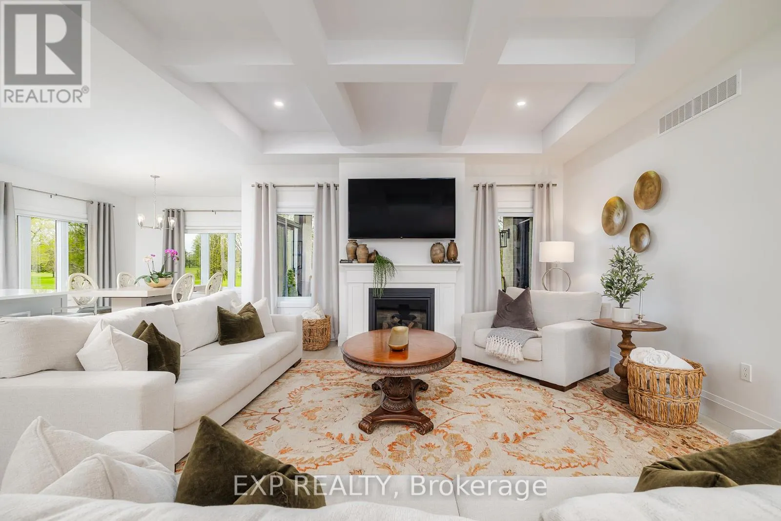 41 GILMER CRESCENT