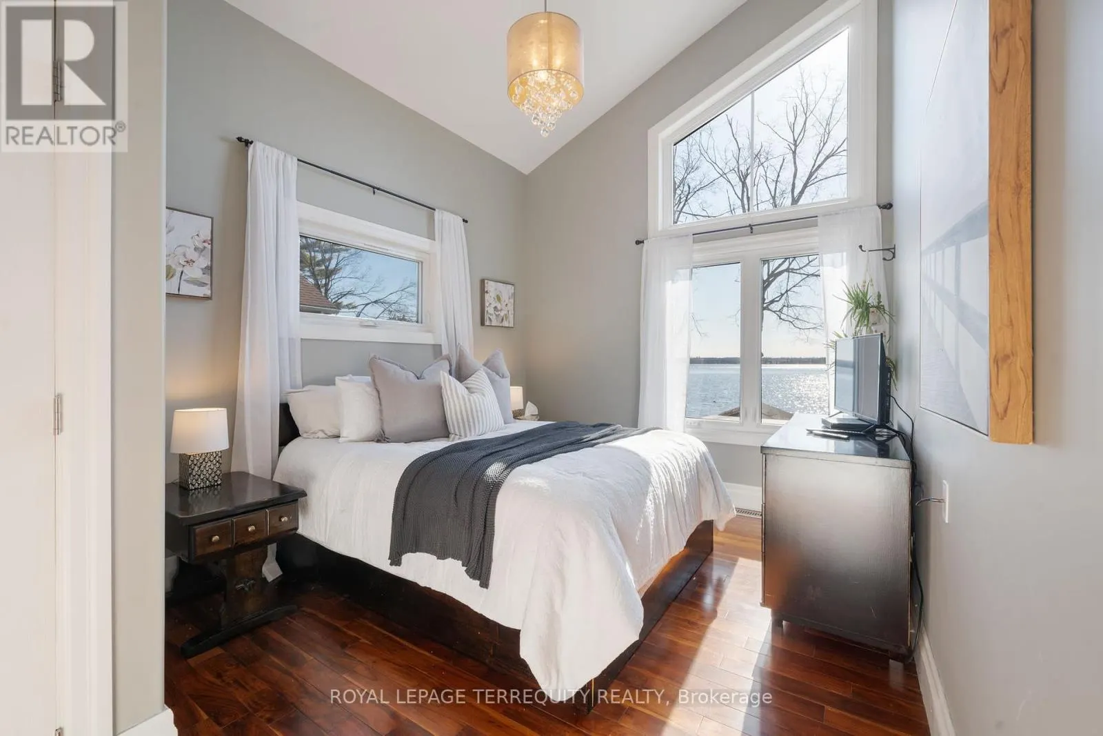 18 MILLER ROAD
