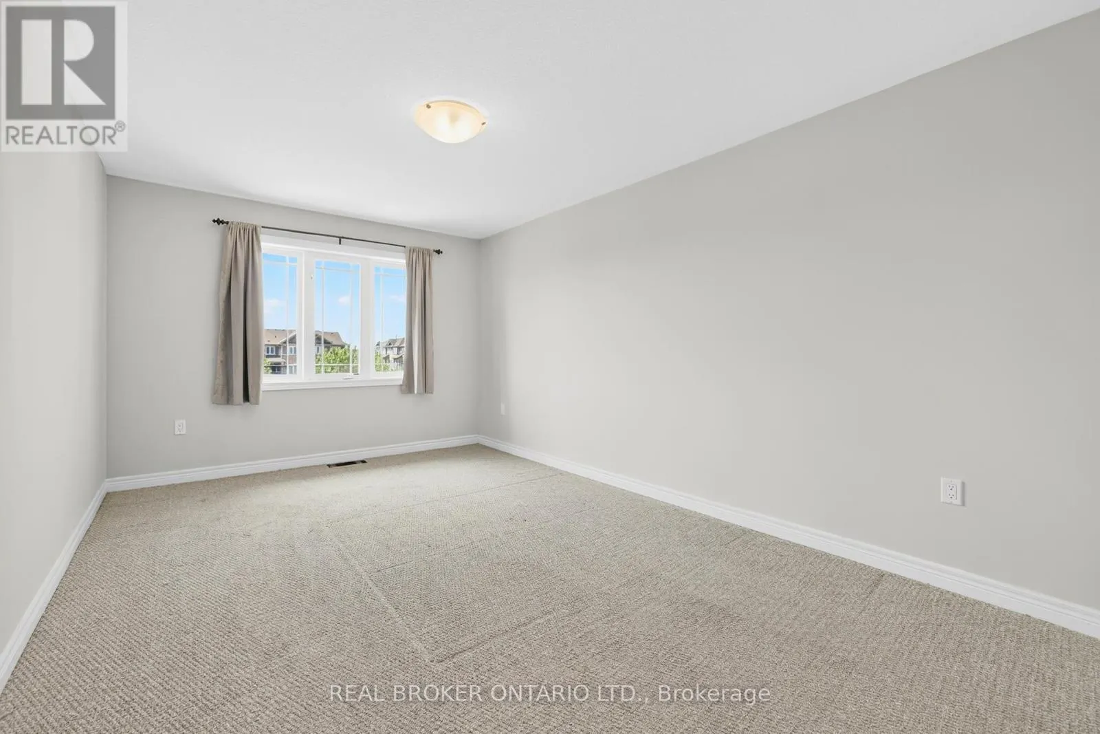 7 LADYBELL LANE