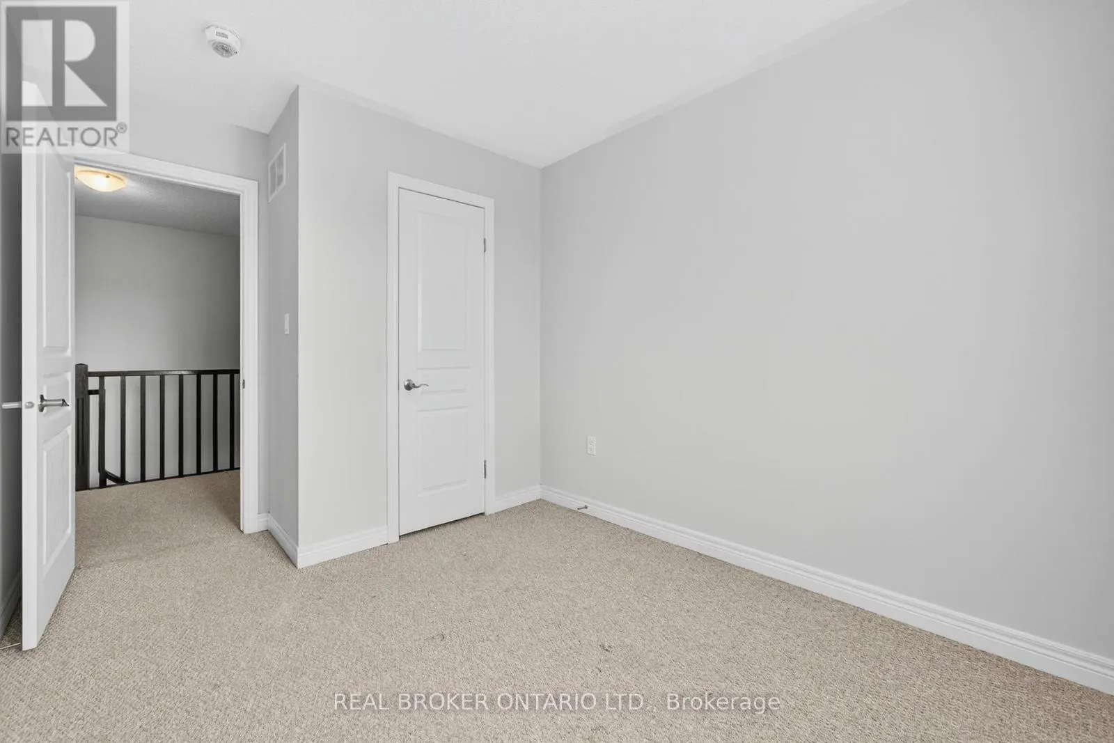 7 LADYBELL LANE