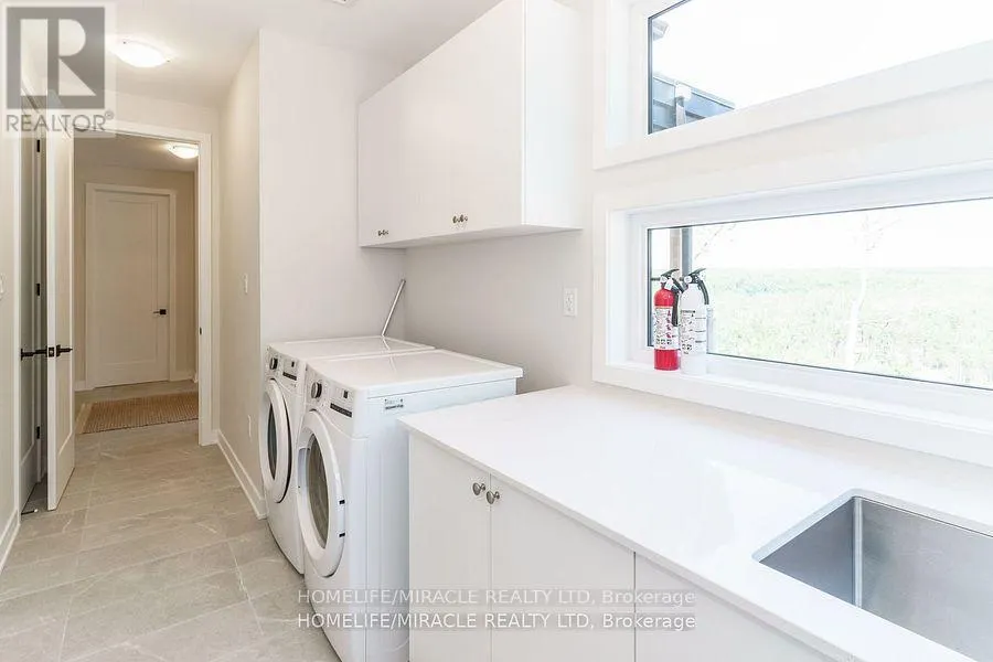 47 - 1057 GREENSVIEW DRIVE