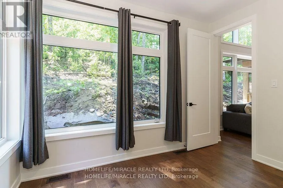 47 - 1057 GREENSVIEW DRIVE