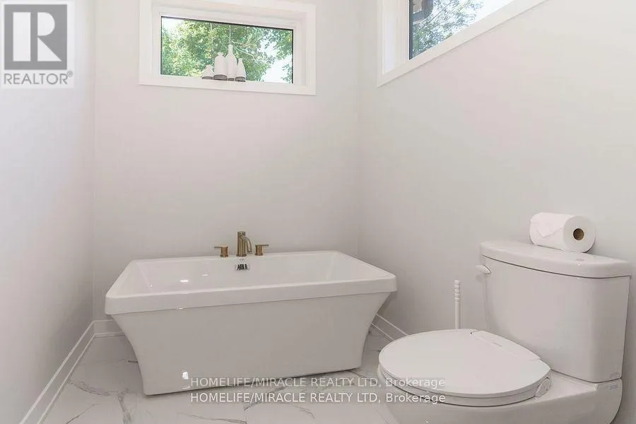47 - 1057 GREENSVIEW DRIVE