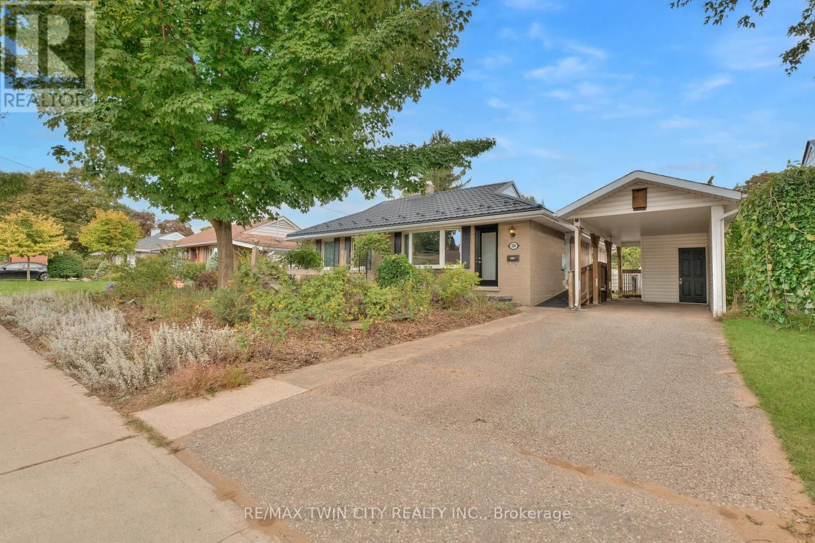 124 FAIRFIELD AVENUE