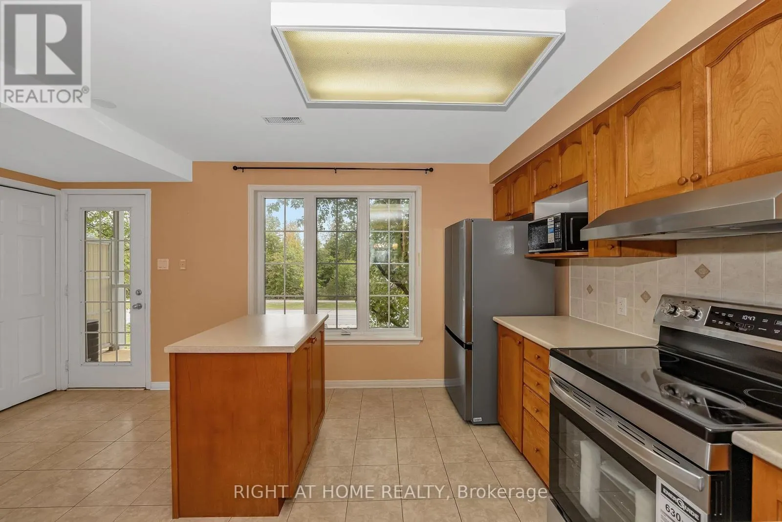 171 - 70 EDENVALE DRIVE