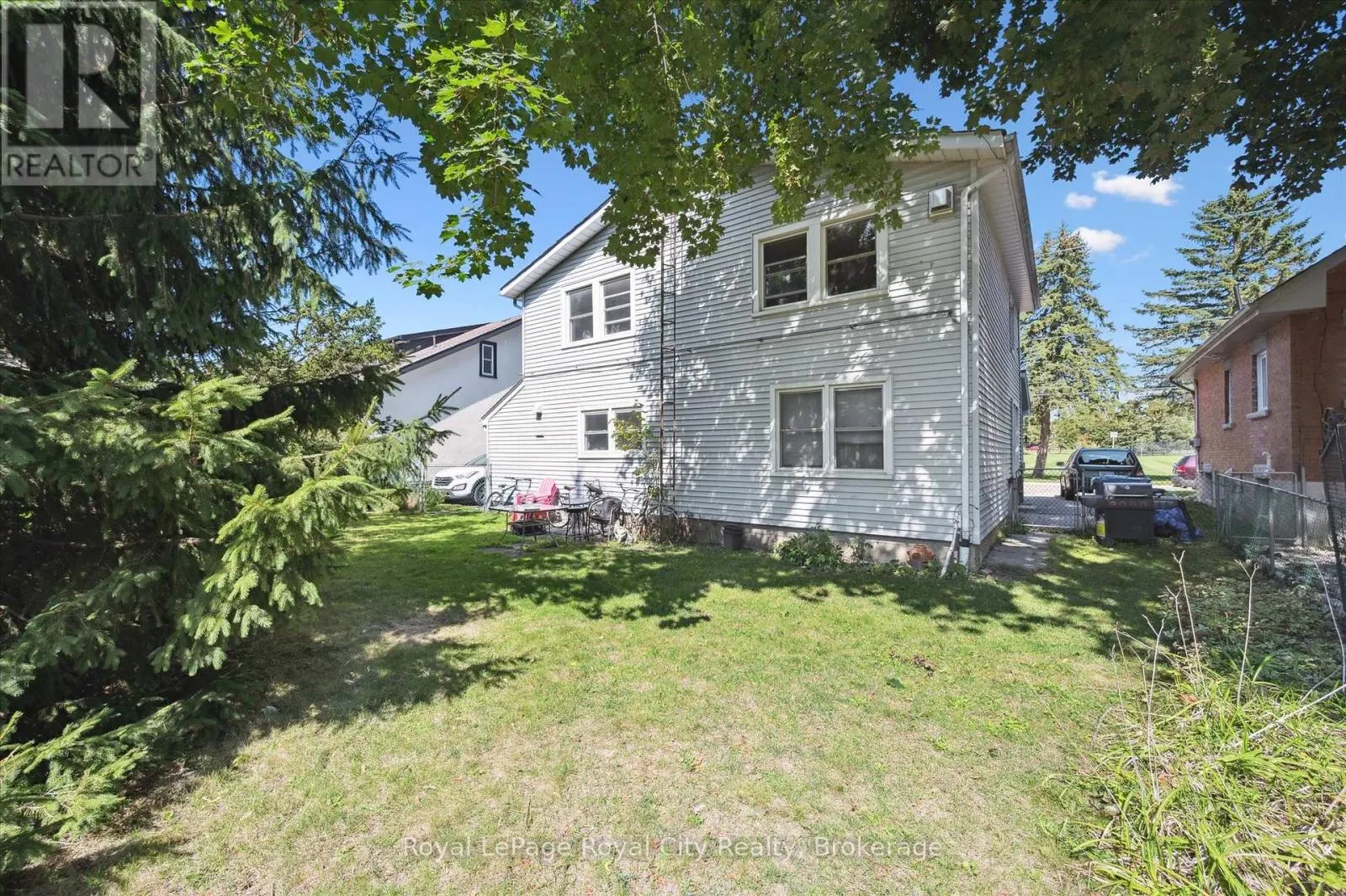 92 KATHLEEN STREET