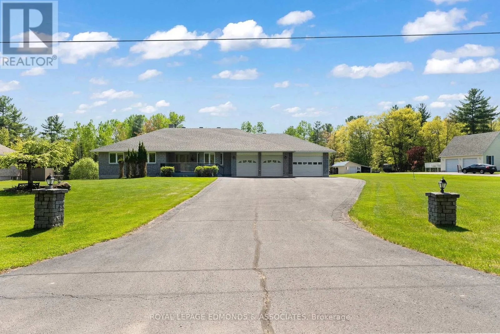 40 BLUE DANUBE WAY