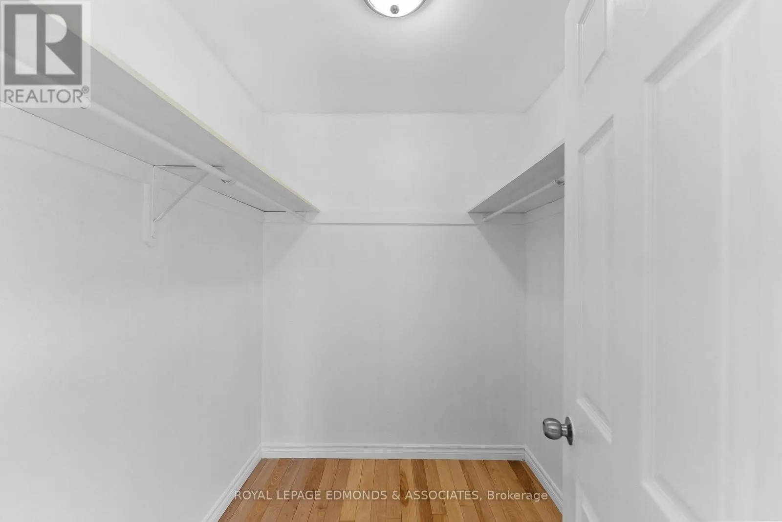 40 BLUE DANUBE WAY