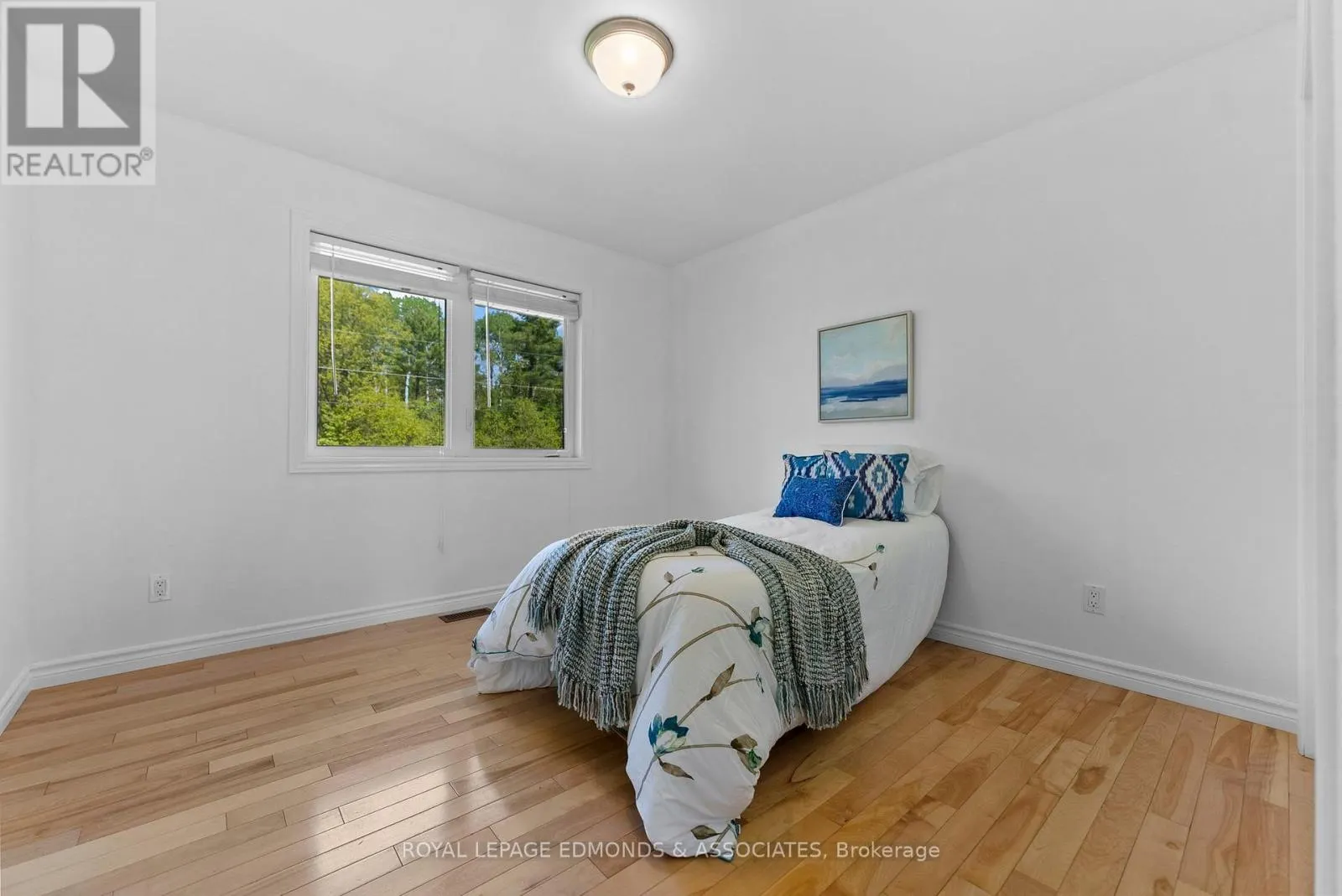 40 BLUE DANUBE WAY