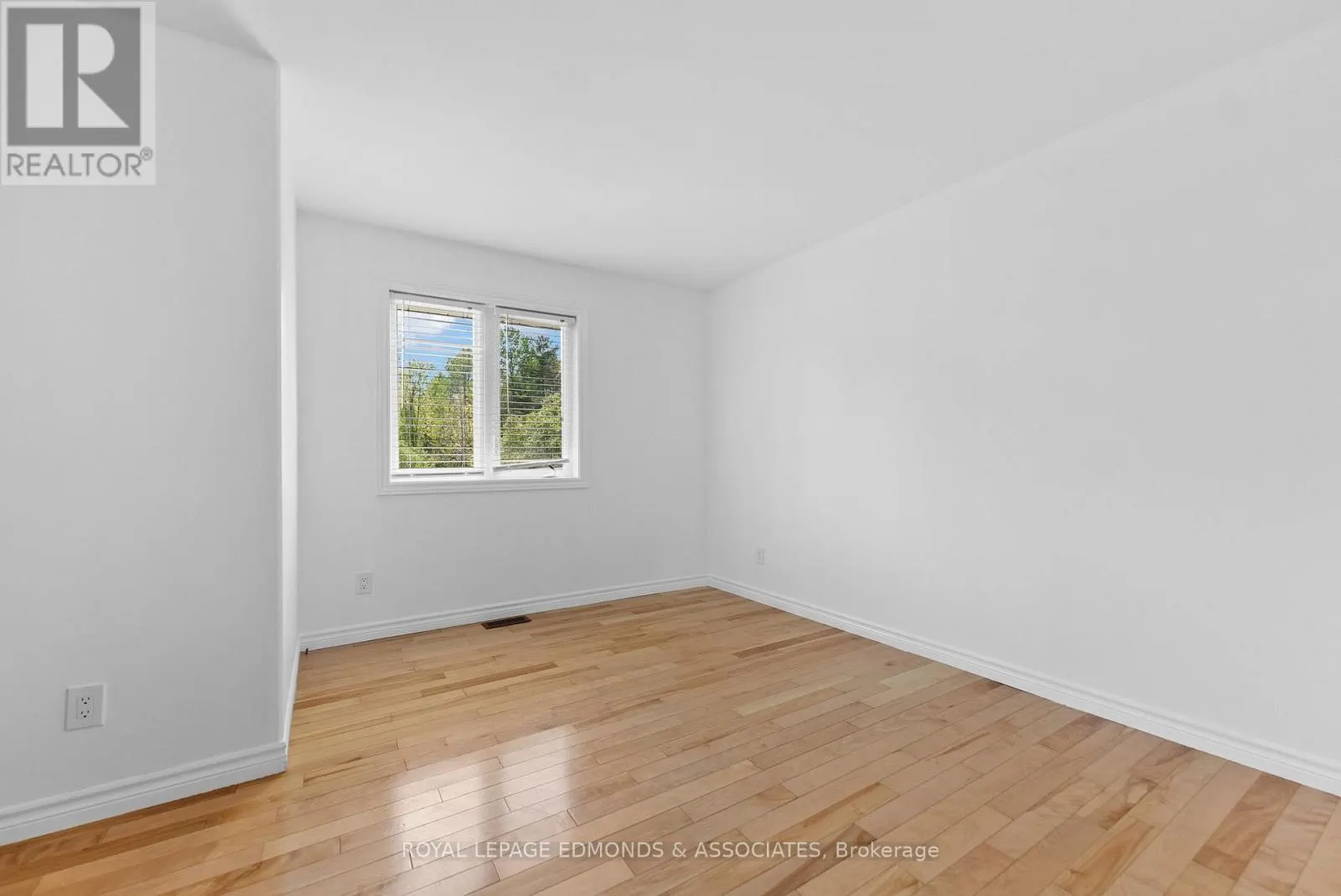 40 BLUE DANUBE WAY