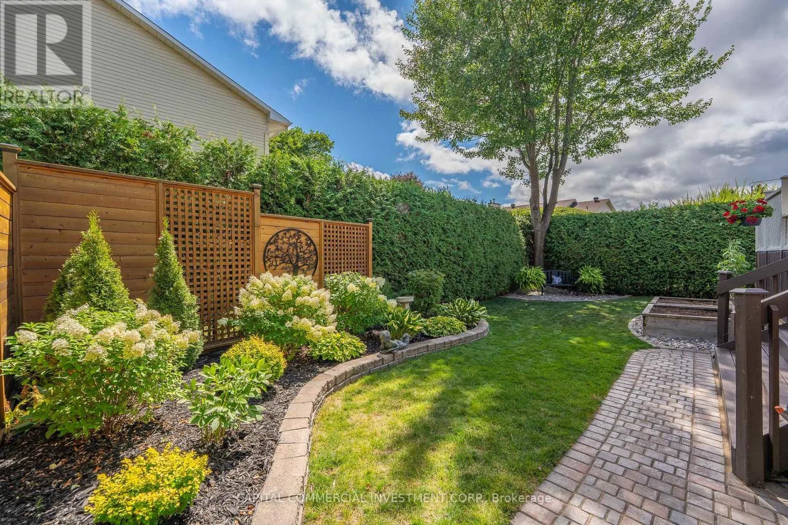 41 TOWER HILL CRESCENT