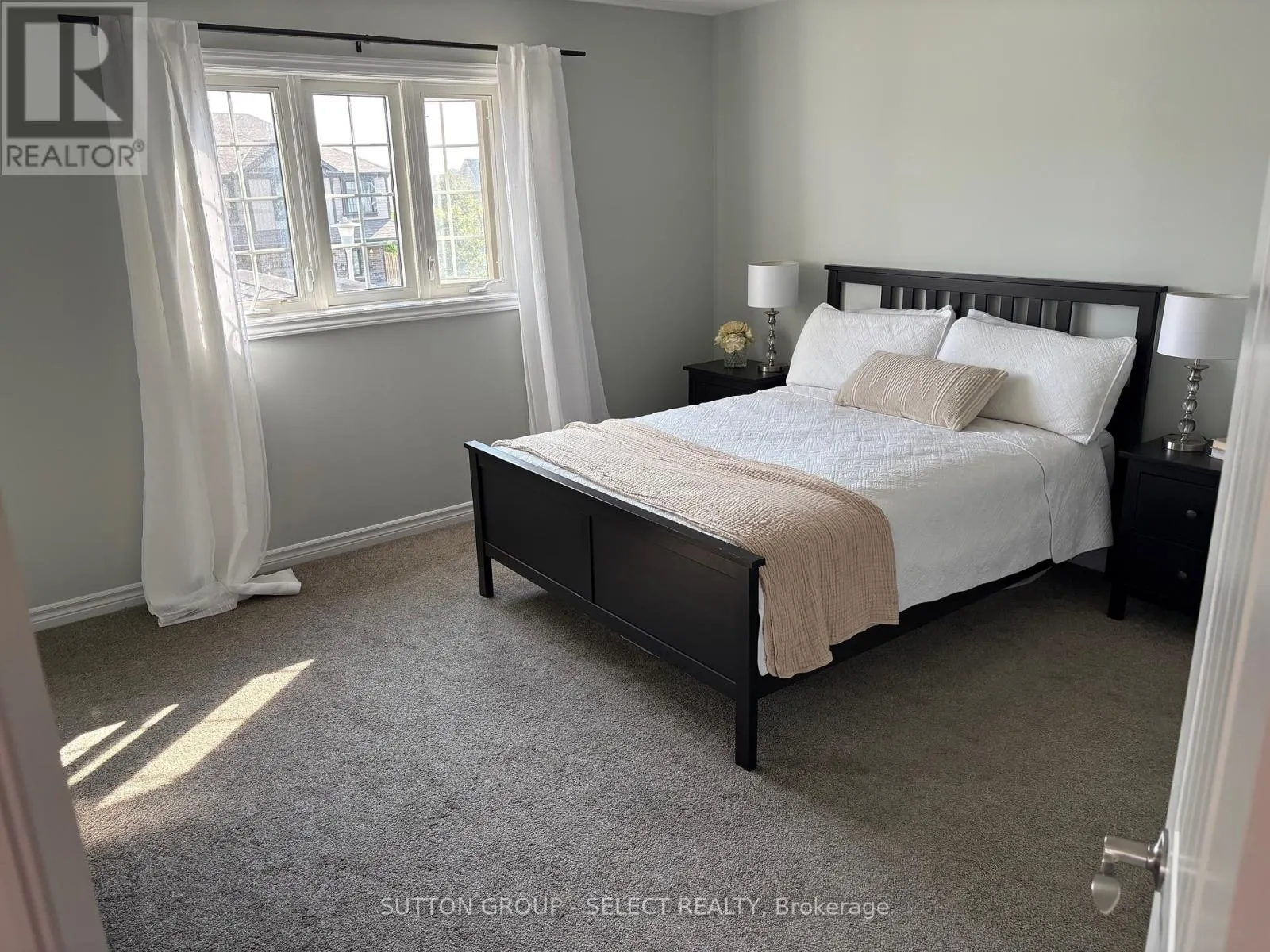 1021 OAKCROSSING GATE