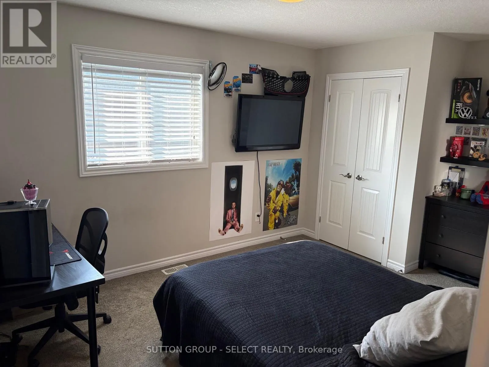 1021 OAKCROSSING GATE