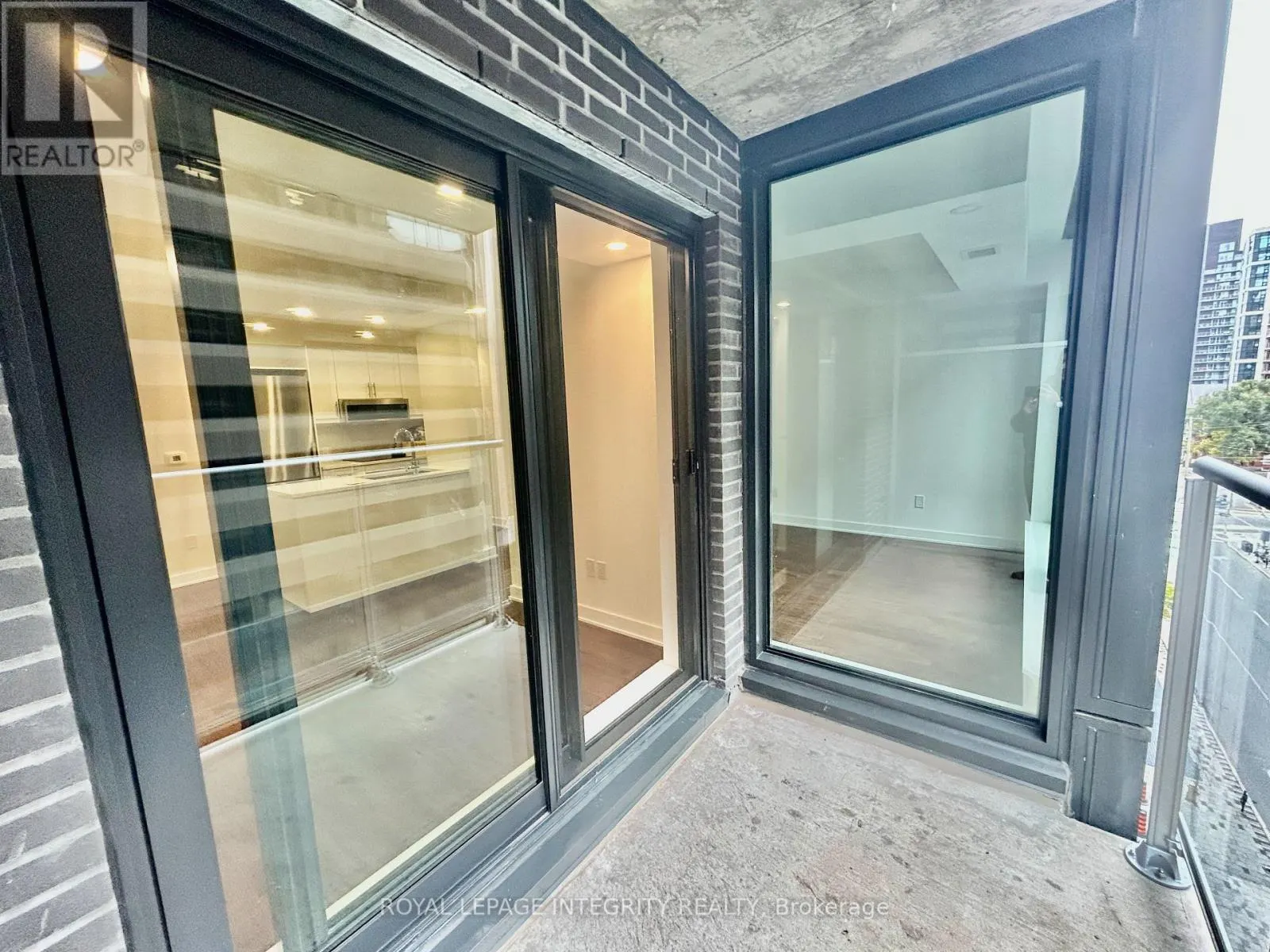 602 - 340 QUEEN STREET