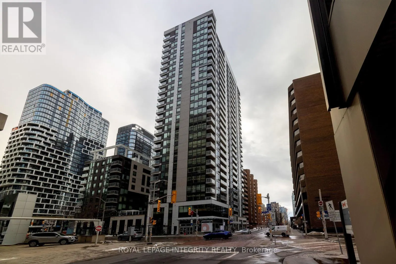 602 - 340 QUEEN STREET