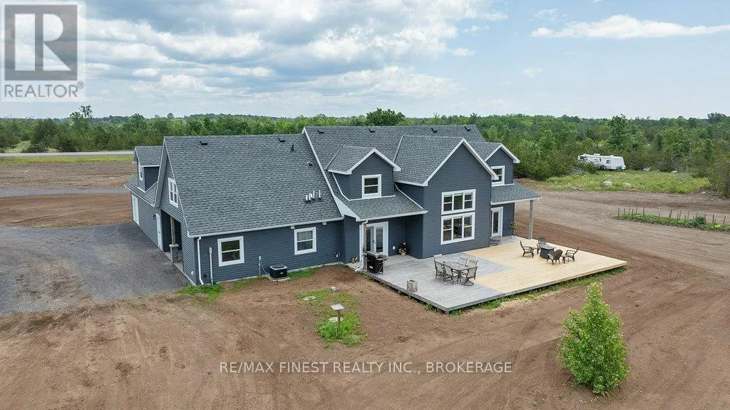 952 COUNTY ROAD 6