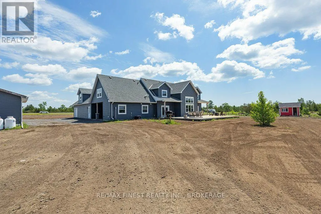 952 COUNTY ROAD 6