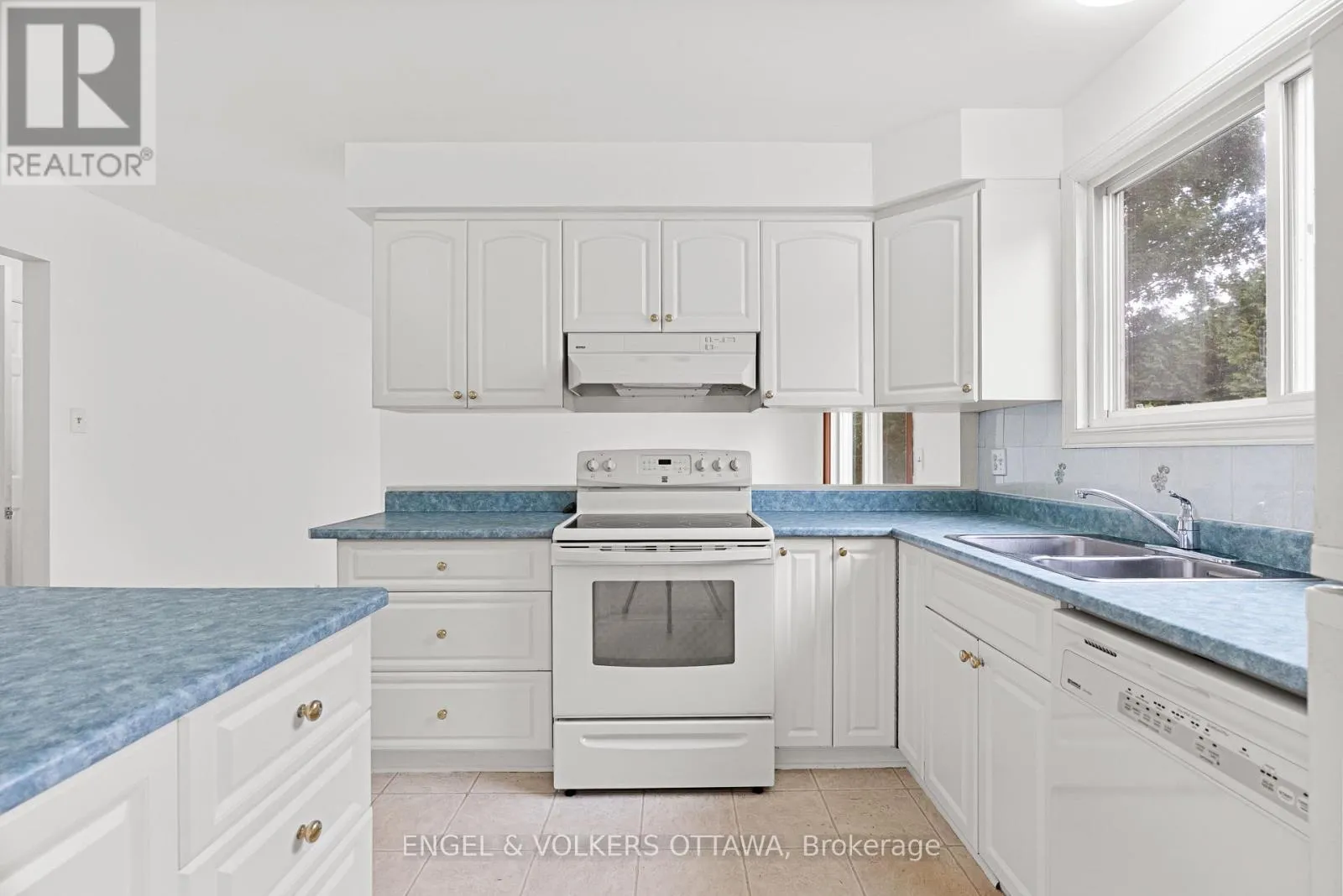 3505 SOUTHGATE ROAD