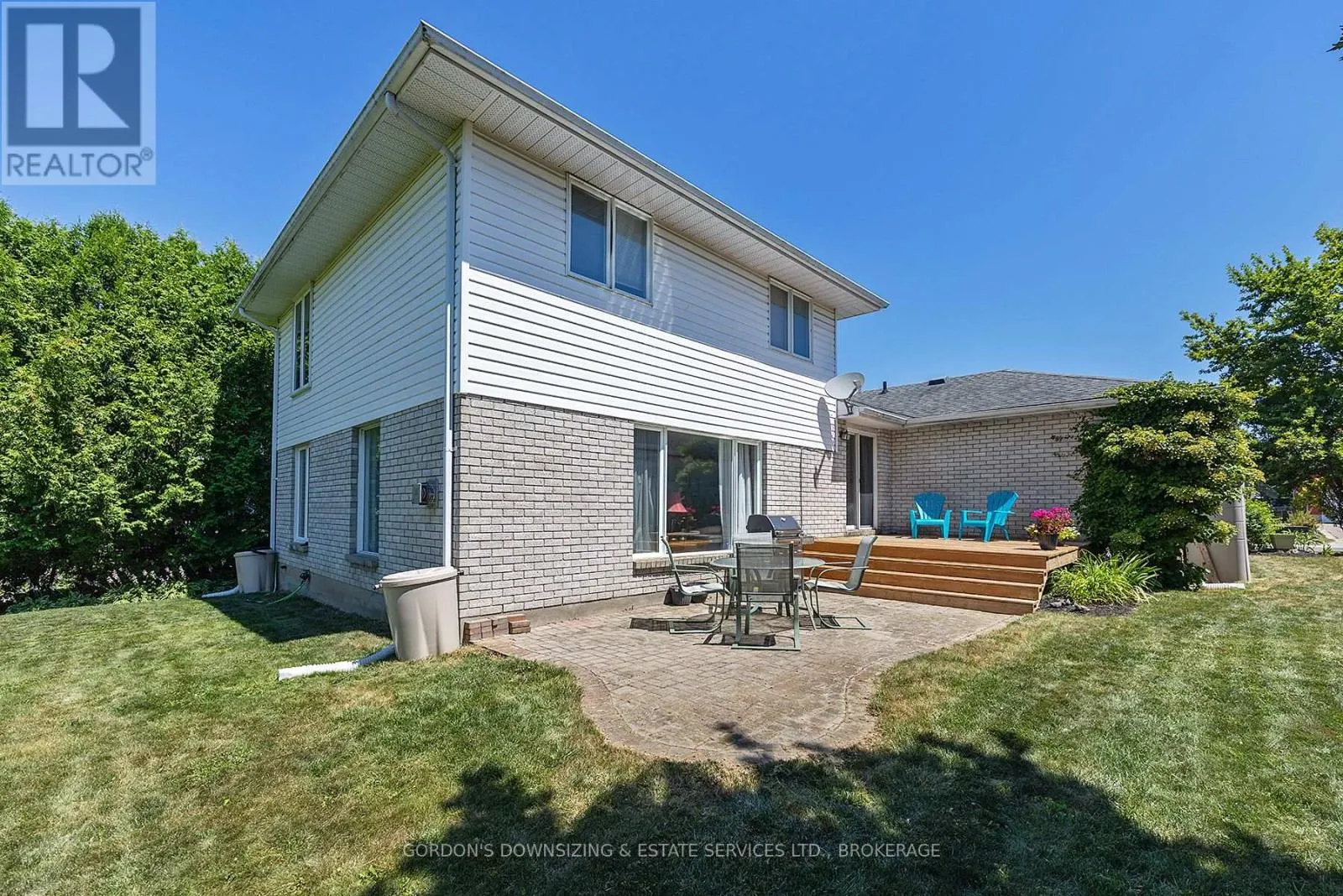 601 FERNMOOR DRIVE