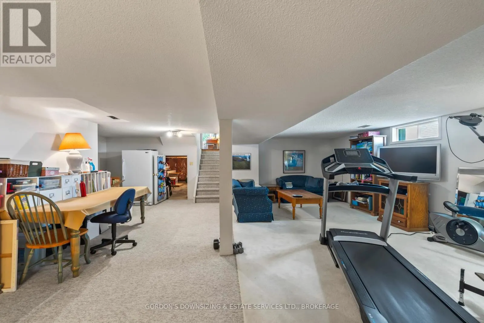 601 FERNMOOR DRIVE