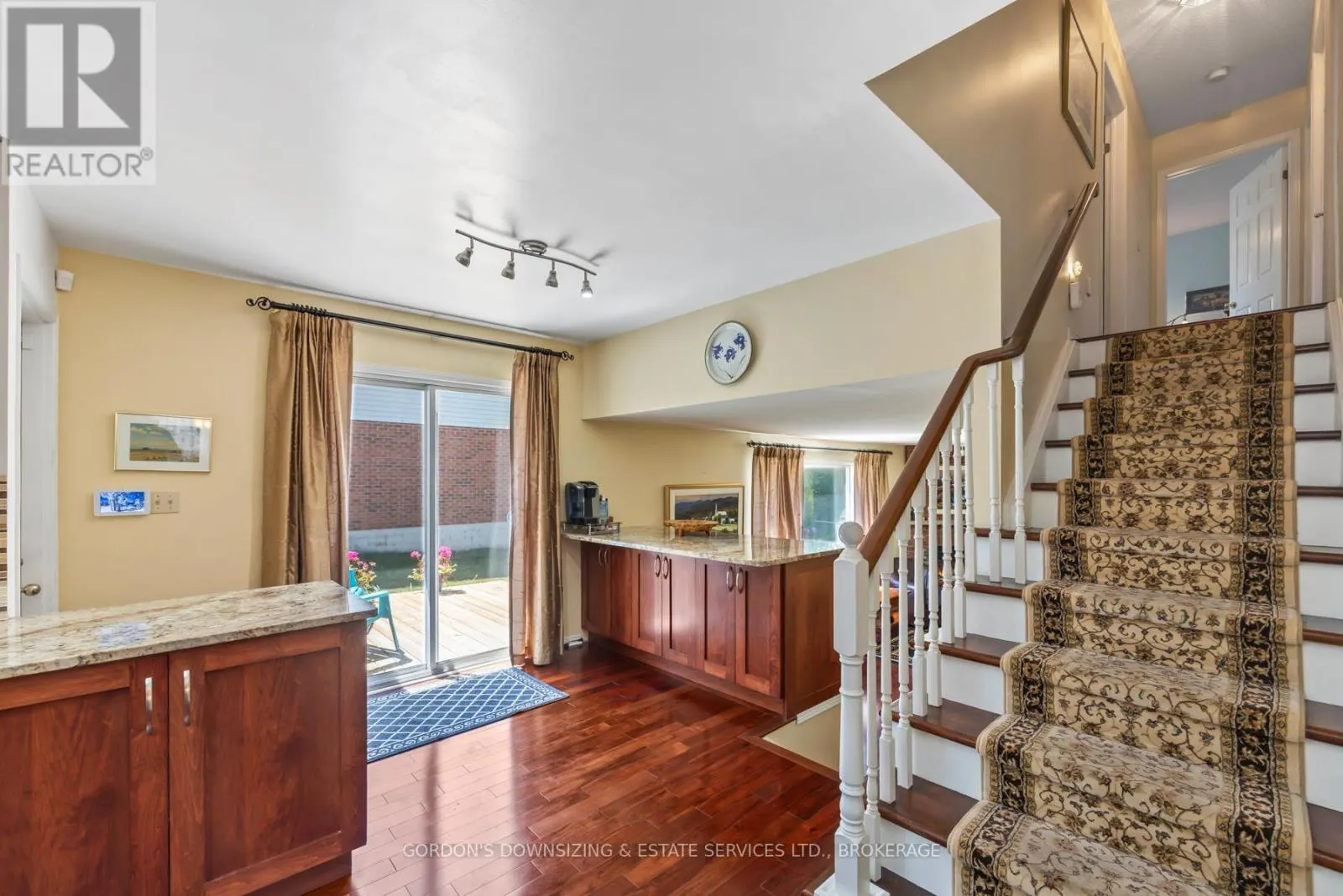 601 FERNMOOR DRIVE
