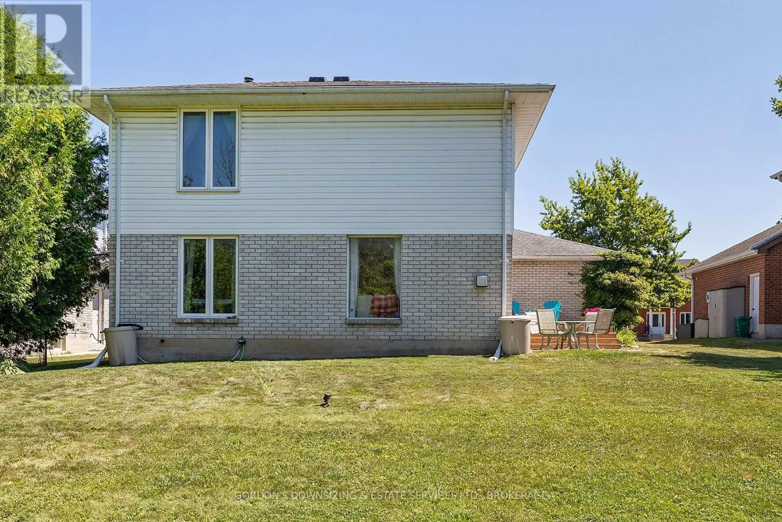 601 FERNMOOR DRIVE