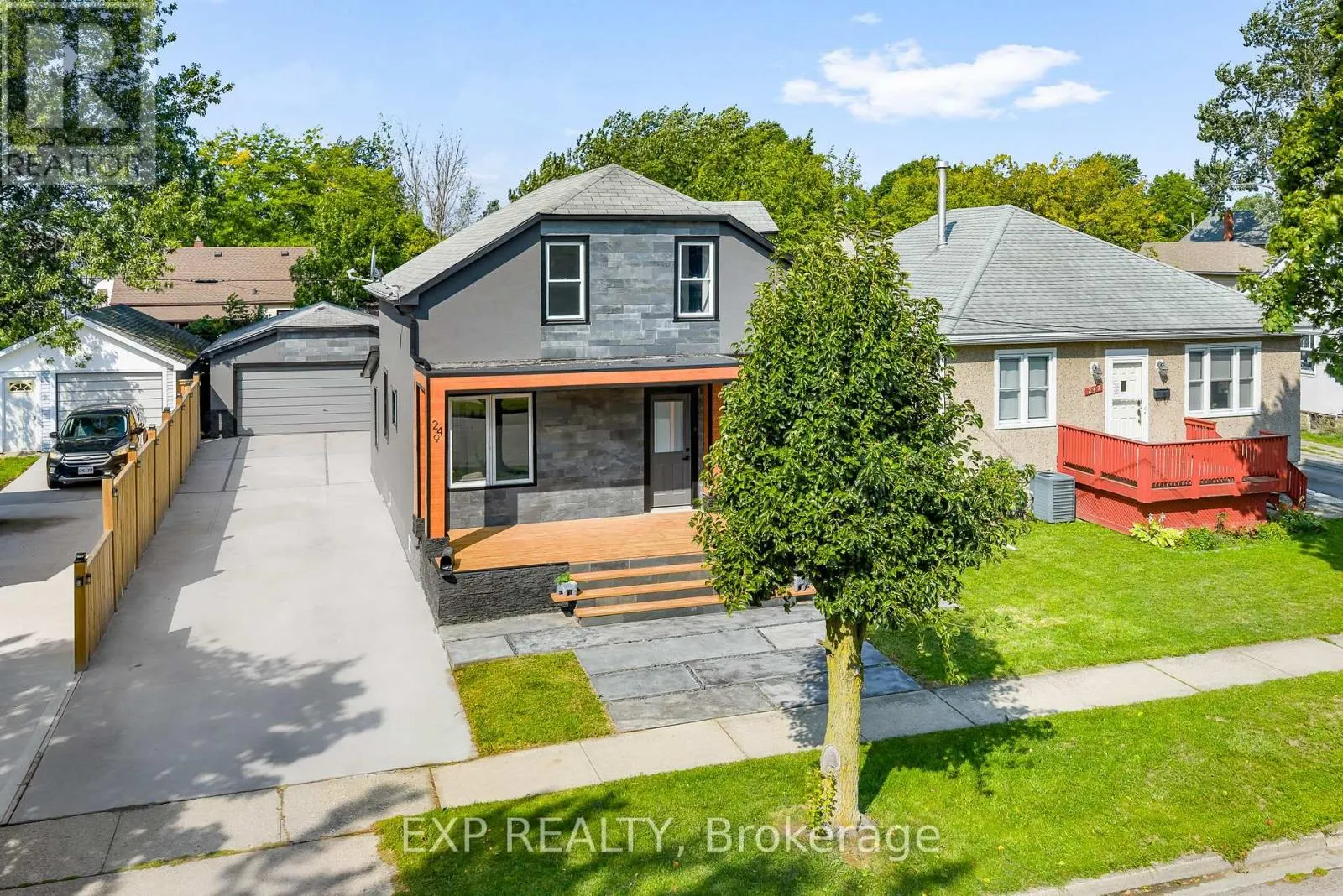 249 WALLACE AVENUE S