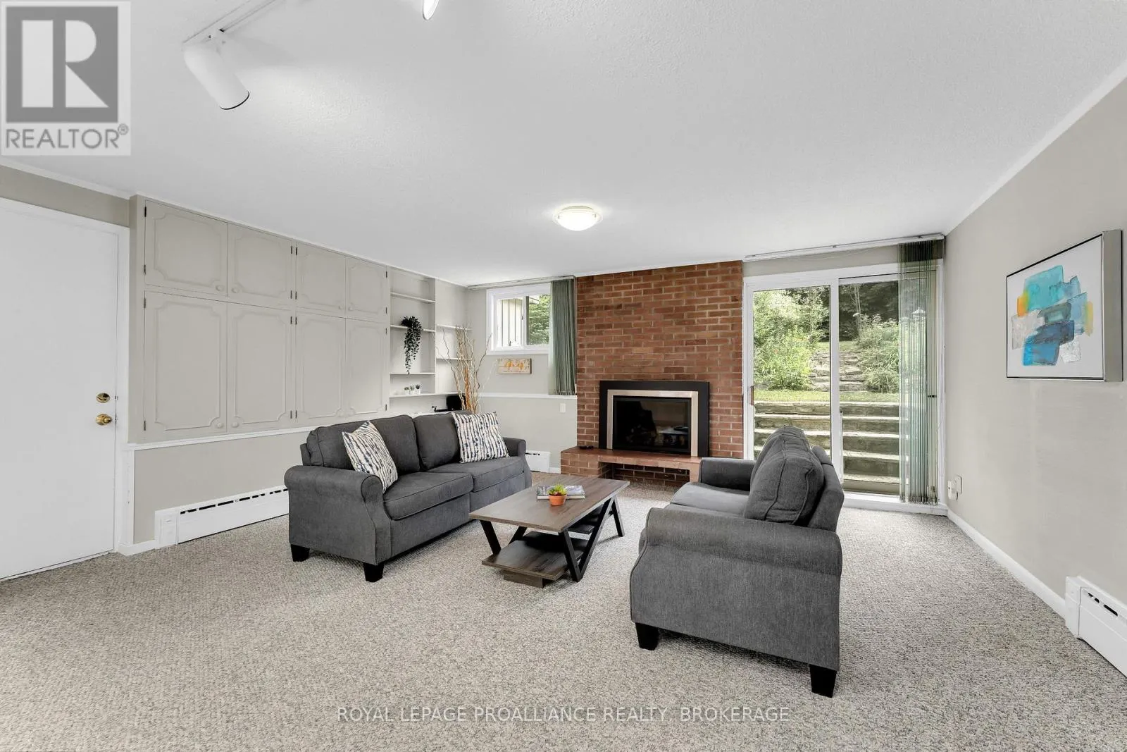 227 ALWINGTON PLACE