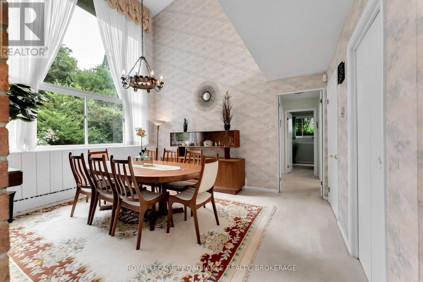 227 ALWINGTON PLACE