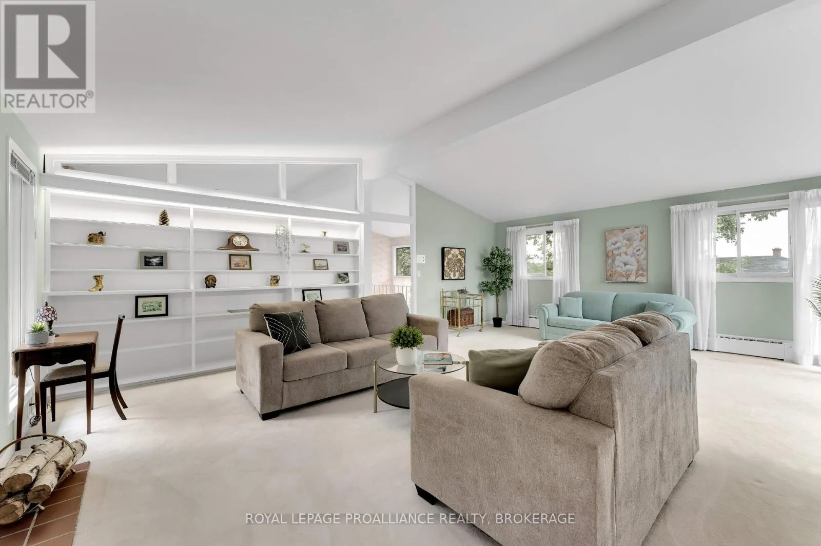 227 ALWINGTON PLACE