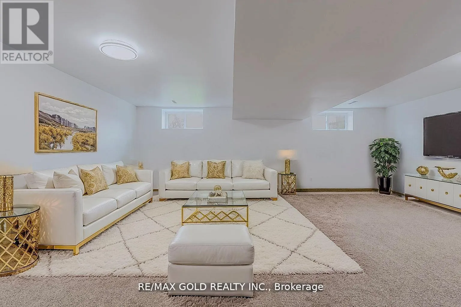 8163 HARVEST CRESCENT