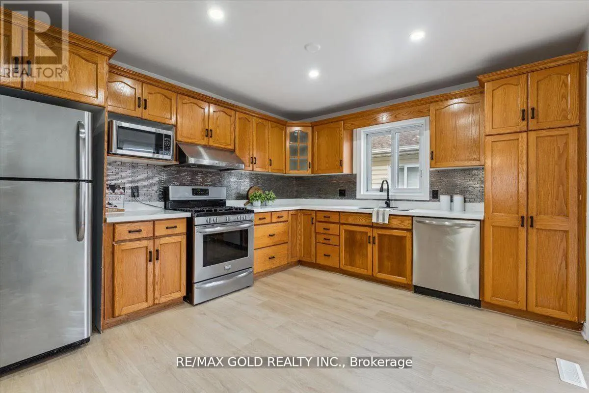 8163 HARVEST CRESCENT