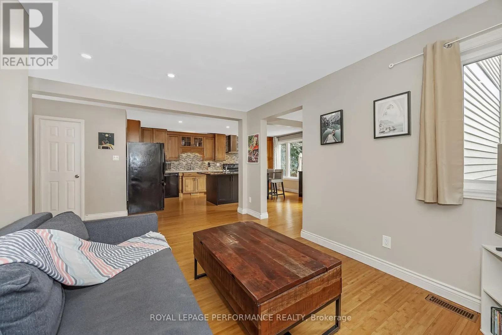 8 HYANNIS AVENUE