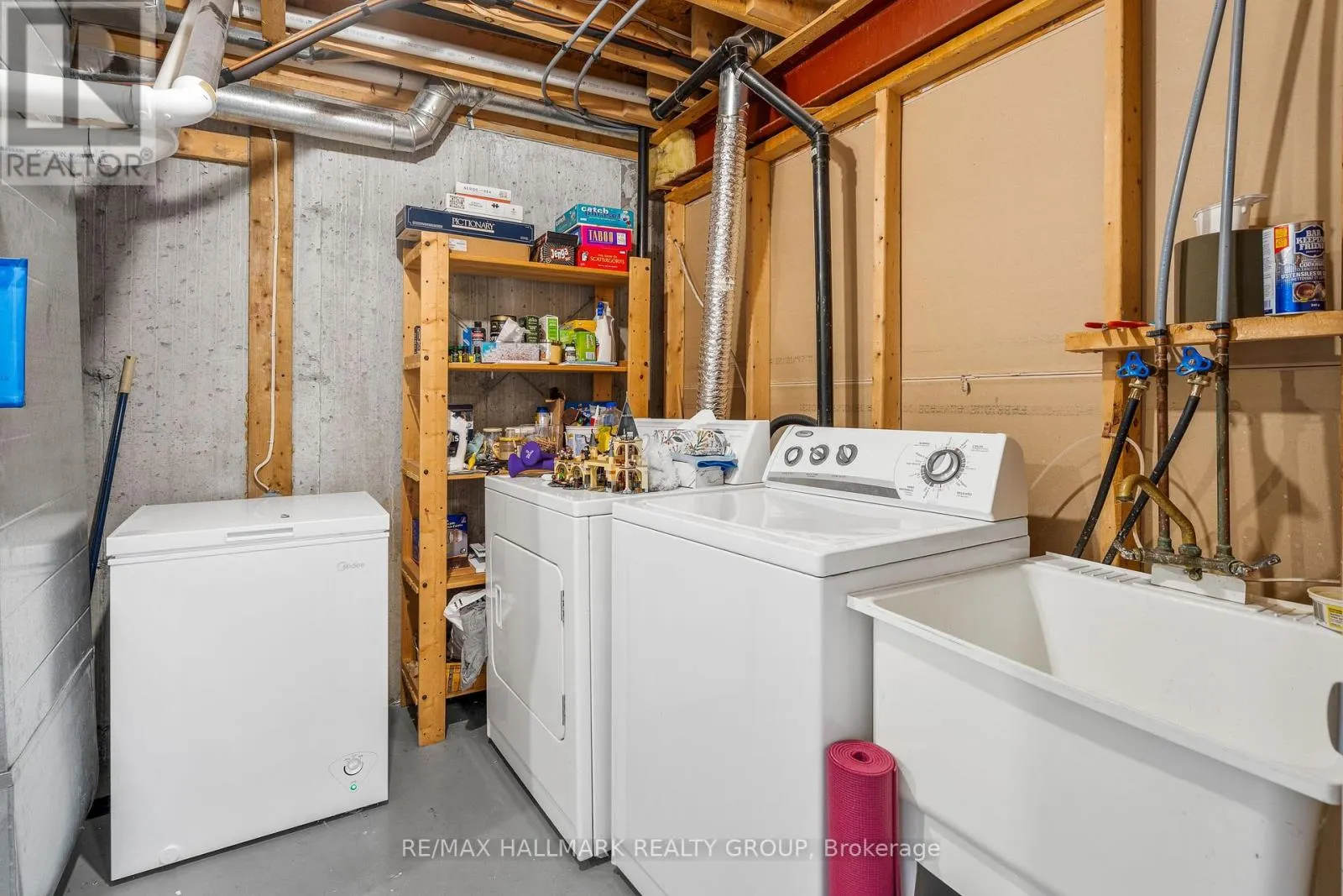1567 CEDAR MILLS ROAD
