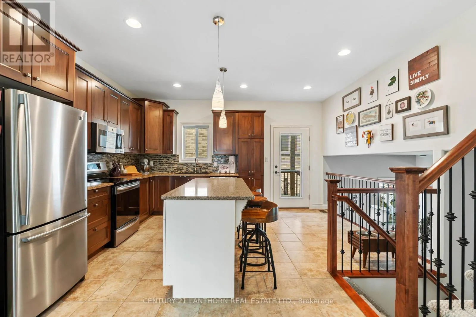 18 MCDOUGALL DRIVE