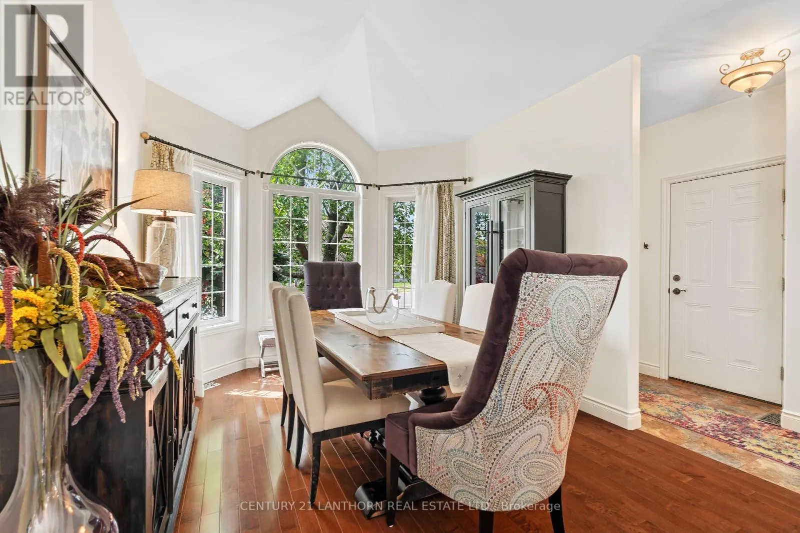 18 MCDOUGALL DRIVE