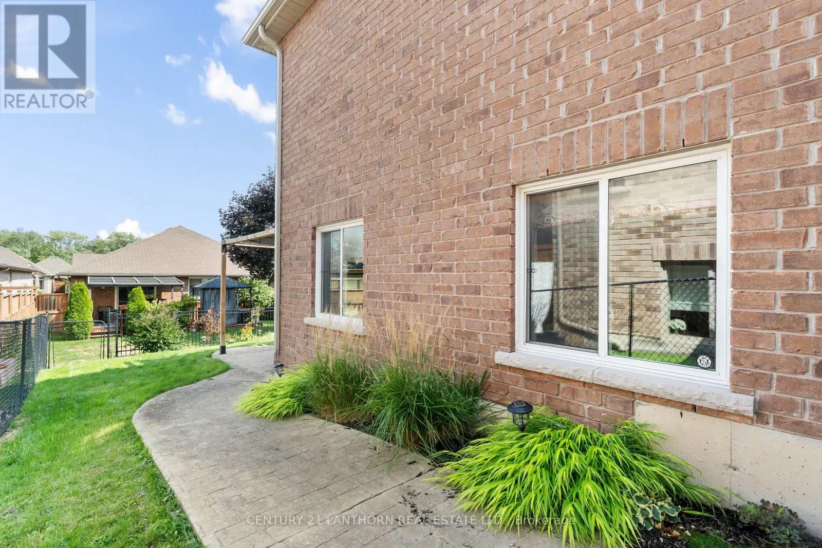 18 MCDOUGALL DRIVE